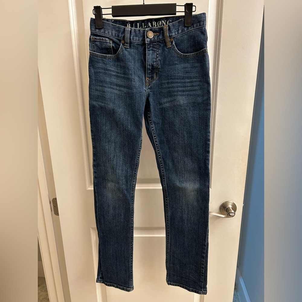 Youth Boys Billabong Slim Outsider Jeans. Barely worn. Excellent condition. Sz12
